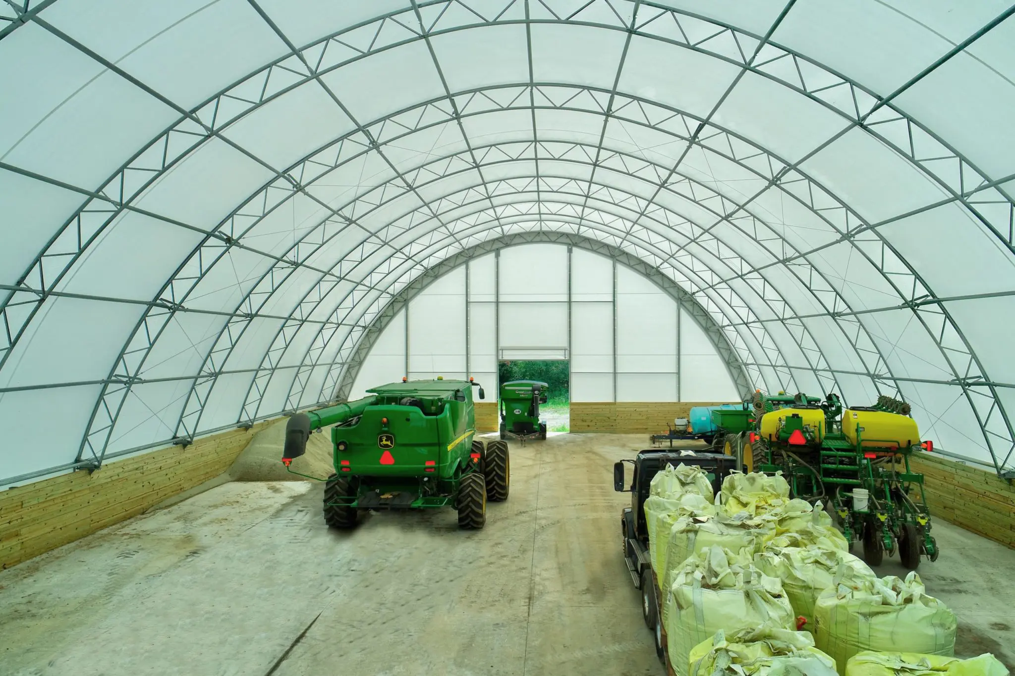 HT-series-82x152-Fertilizer-Inside2-min-scaled-1-scaled-1